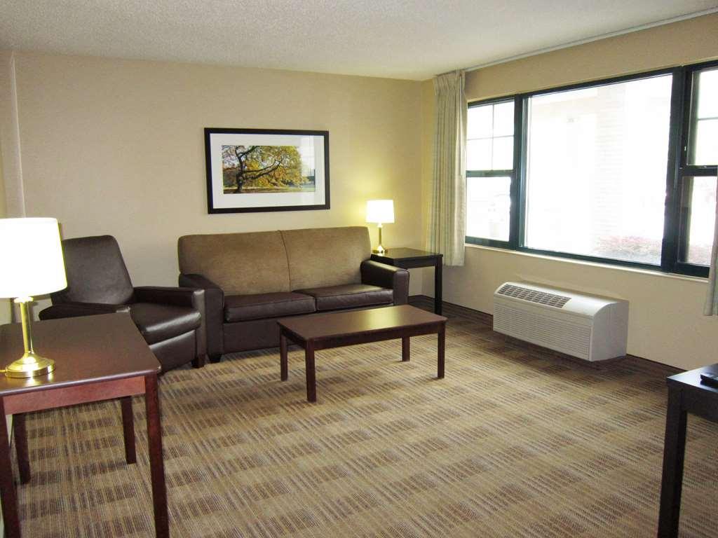 Extended Stay America Select Suites - Detroit - Roseville Δωμάτιο φωτογραφία