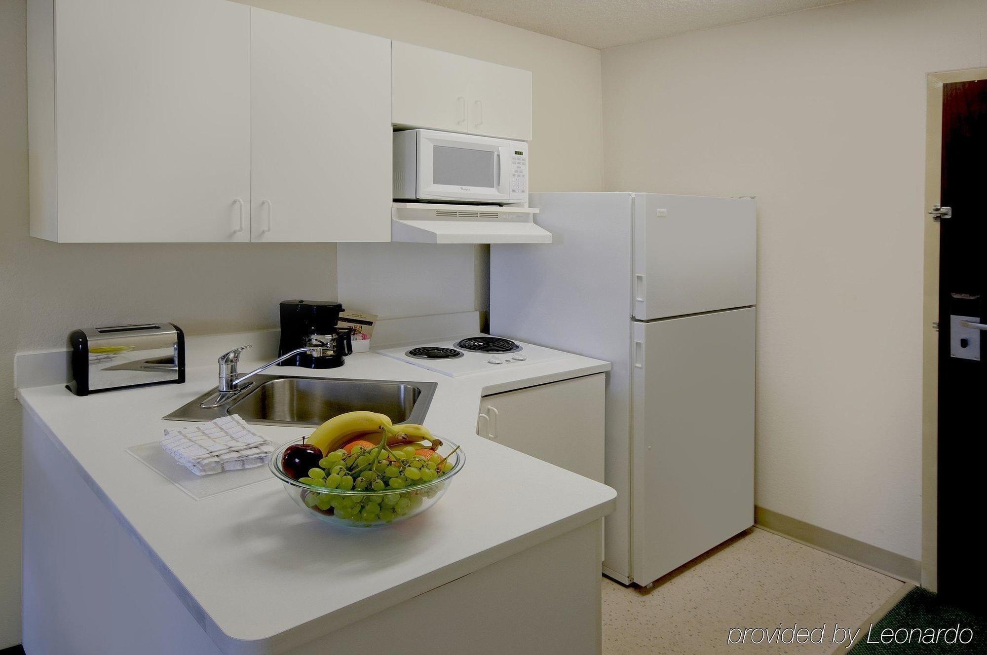 Extended Stay America Select Suites - Detroit - Roseville Εξωτερικό φωτογραφία